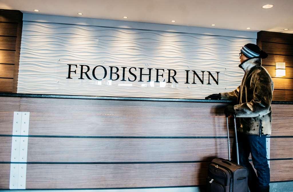 The Frobisher Inn Iqaluit Nội địa bức ảnh