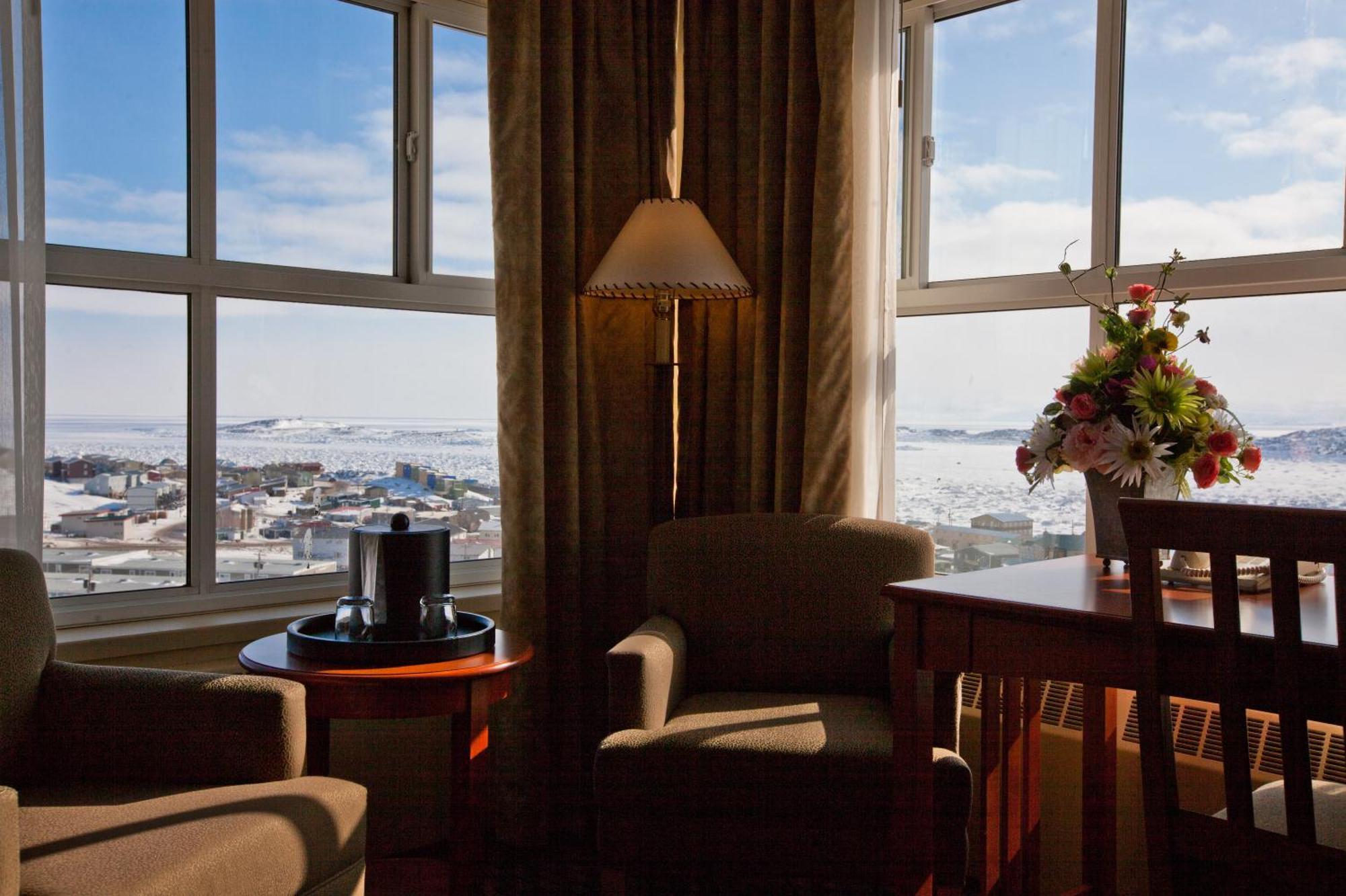 The Frobisher Inn Iqaluit Ngoại thất bức ảnh