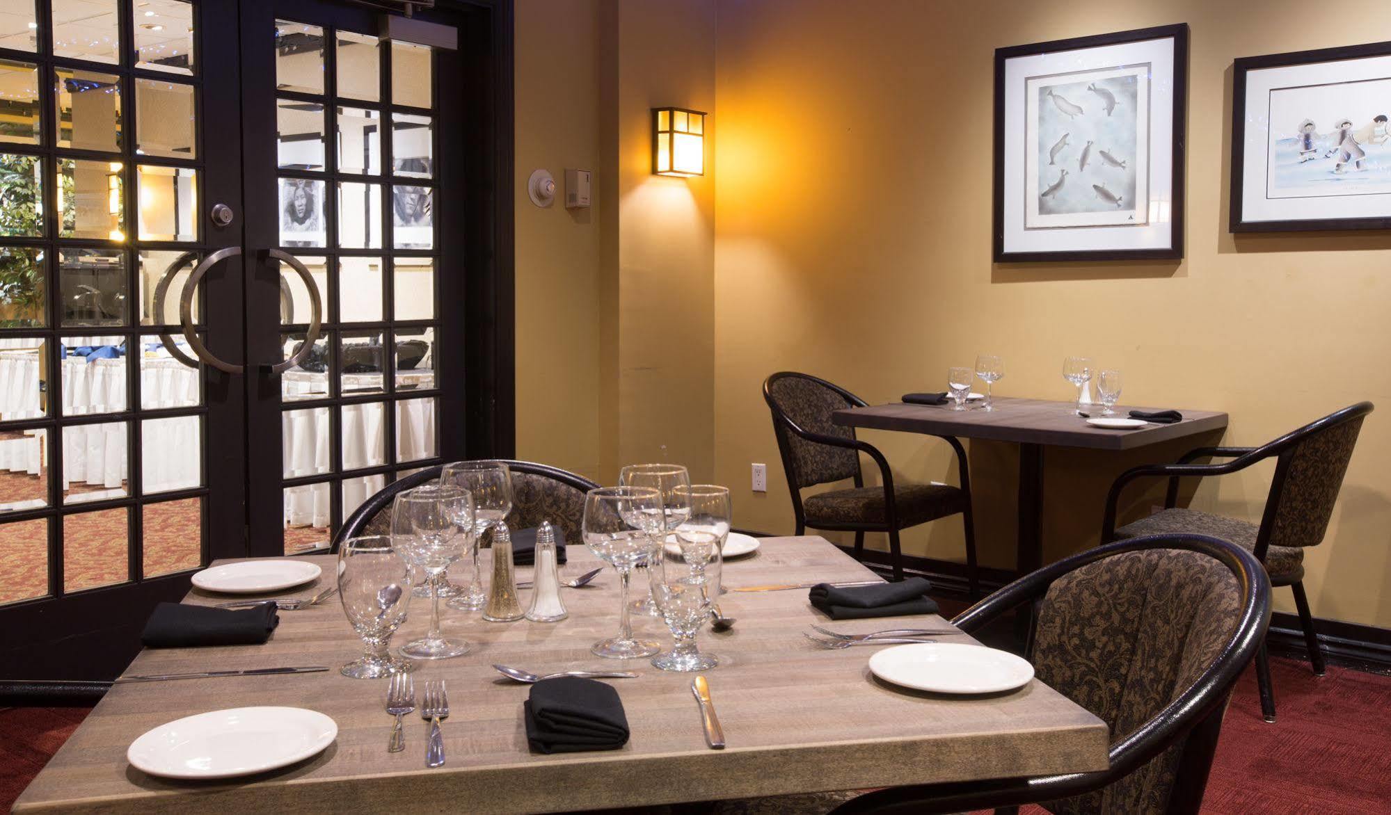 The Frobisher Inn Iqaluit Ngoại thất bức ảnh
